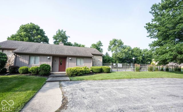 566 Conner Creek Drive, Fishers, IN 46038