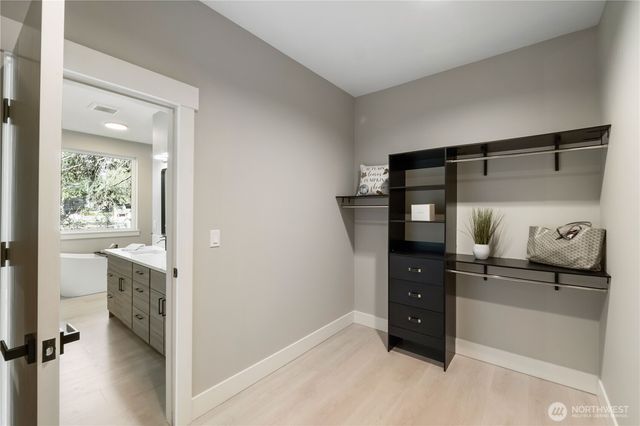6598 Vandermark Road E, Bonney Lake, WA 98391