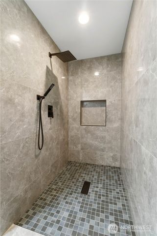 6598 Vandermark Road E, Bonney Lake, WA 98391