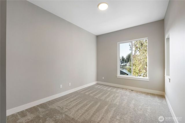 6598 Vandermark Road E, Bonney Lake, WA 98391