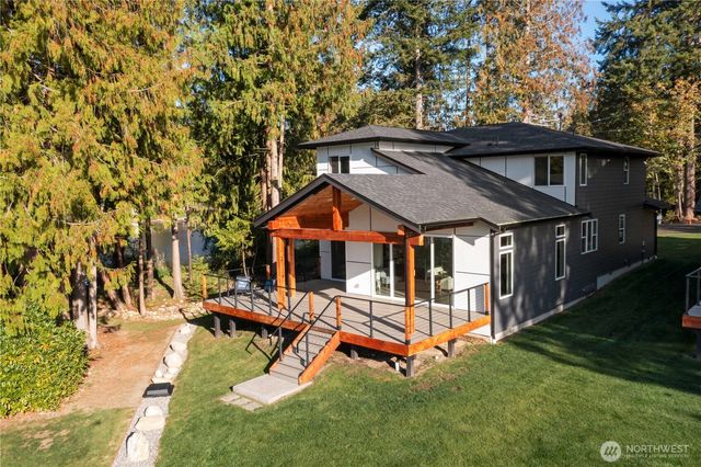 6598 Vandermark Road E, Bonney Lake, WA 98391