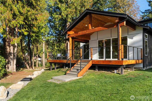 6598 Vandermark Road E, Bonney Lake, WA 98391