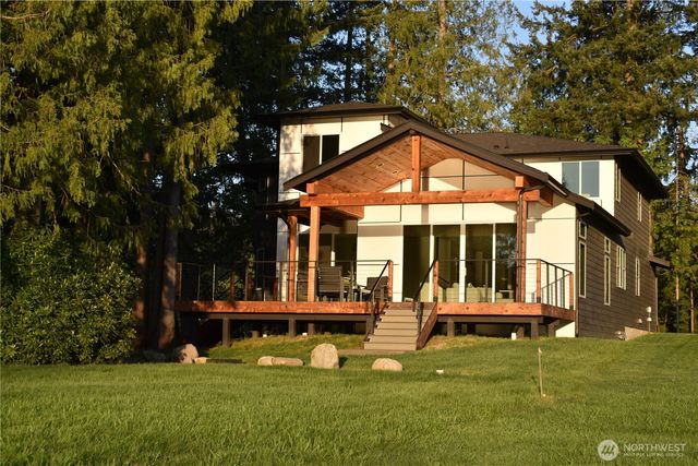 6598 Vandermark Road E, Bonney Lake, WA 98391