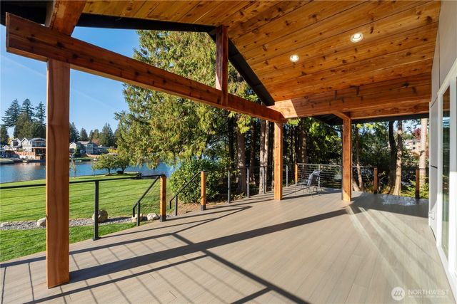 6598 Vandermark Road E, Bonney Lake, WA 98391