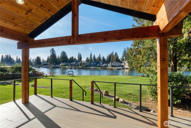 6598 Vandermark Road E, Bonney Lake, WA 98391