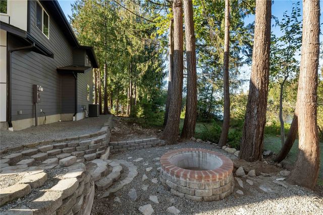 6598 Vandermark Road E, Bonney Lake, WA 98391