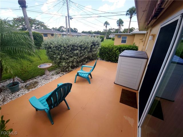 2206 E 6th ST, Lehigh Acres, FL 33936