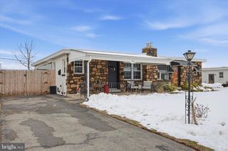 1315 HILLCREST RD, Conshohocken, PA 19428