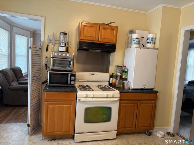131 Washington Avenue, West Haven, CT 06516