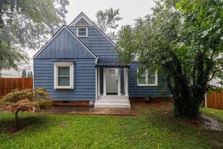 593 Lynnhaven Drive SW, Atlanta, GA 30310