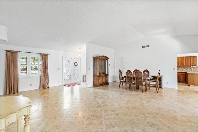 10848 Greentrail Drive S, Boynton Beach, FL 33436