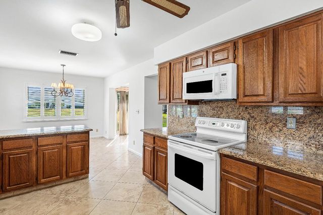 10848 Greentrail Drive S, Boynton Beach, FL 33436