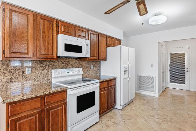 10848 Greentrail Drive S, Boynton Beach, FL 33436