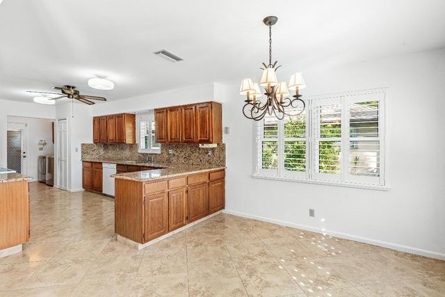 10848 Greentrail Drive S, Boynton Beach, FL 33436