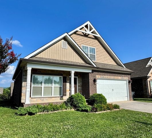 1135 Cross Pointe Dr, Cookeville, TN 38506