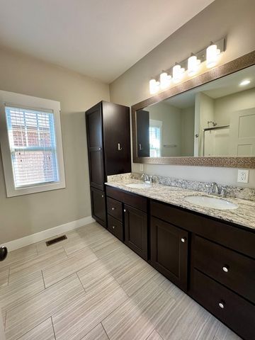 1135 Cross Pointe Dr, Cookeville, TN 38506