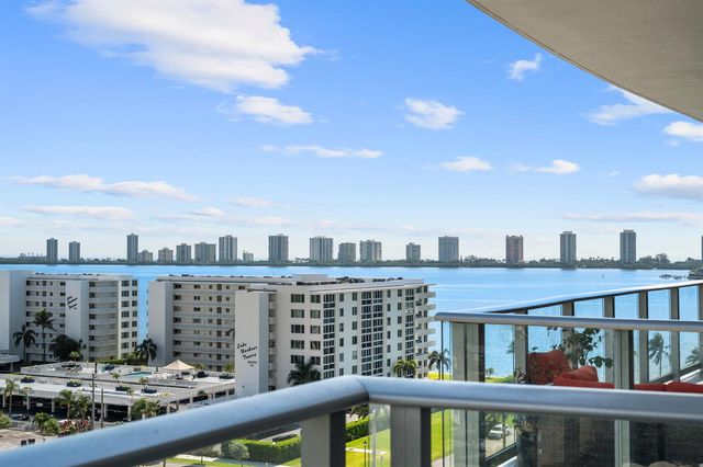220 Lake Shore Drive 923, Lake Park, FL 33403