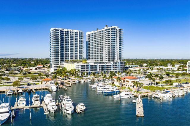 220 Lake Shore Drive 923, Lake Park, FL 33403
