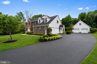 1110 SOMERSET LN, Owings, MD 20736