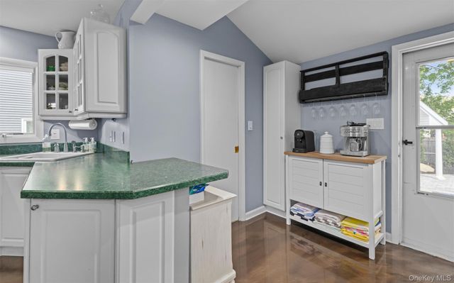 25 Bay 3rd Street, Islip, NY 11751