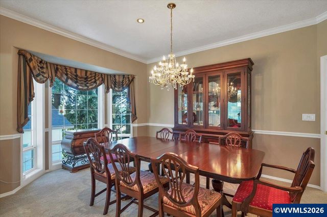 852 Hylo Rd SE, Salem, OR 97306