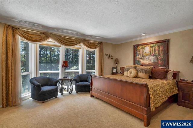 852 Hylo Rd SE, Salem, OR 97306
