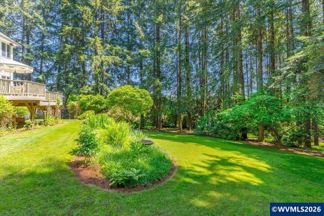 852 Hylo Rd SE, Salem, OR 97306