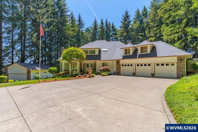 852 Hylo Rd SE, Salem, OR 97306