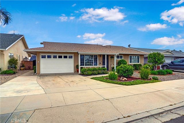 1221 W Mayberry Avenue, Hemet, CA 92543