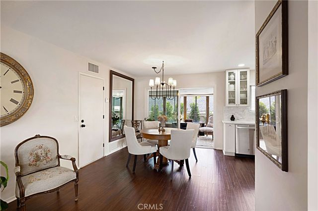 1221 W Mayberry Avenue, Hemet, CA 92543