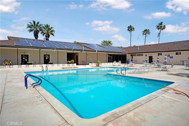 1221 W Mayberry Avenue, Hemet, CA 92543