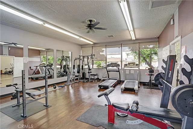 1221 W Mayberry Avenue, Hemet, CA 92543