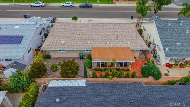 1221 W Mayberry Avenue, Hemet, CA 92543
