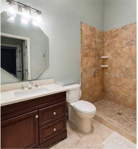 3915 NW 7TH PLACE, Gainesville, FL 32607