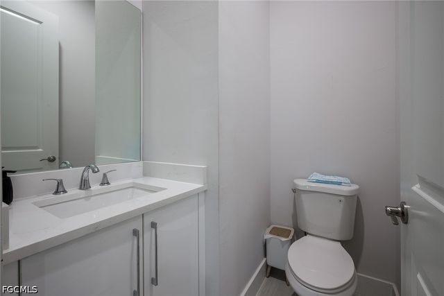2806 45th AVE NE, Naples, FL 34120