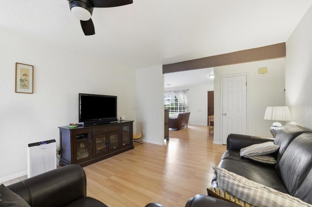 Image 10 of property listing at 148 Red River Way, San Jose, CA 95136