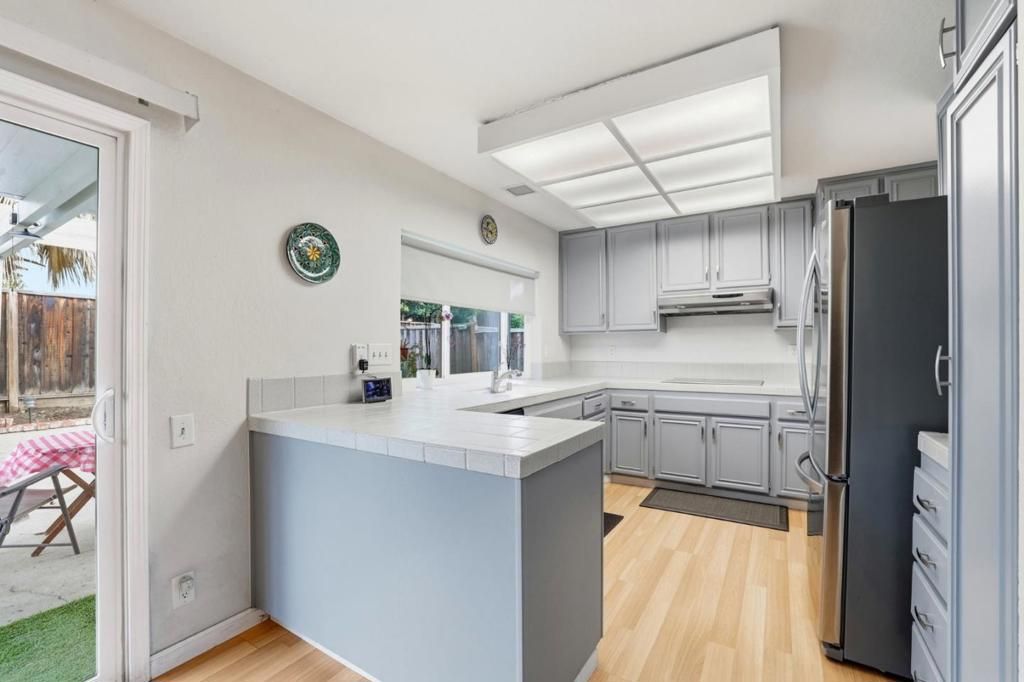 Image 16 of property listing at 148 Red River Way, San Jose, CA 95136