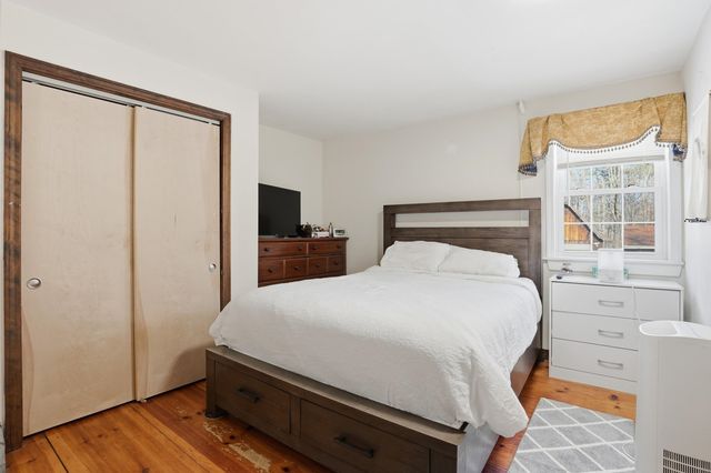 80 Weare Road, New Boston, NH 03070