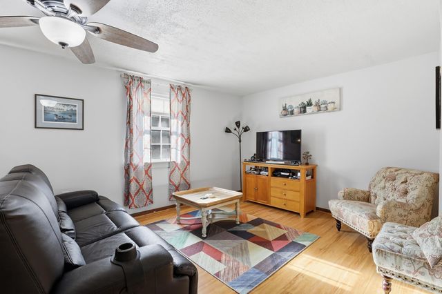 80 Weare Road, New Boston, NH 03070