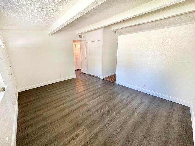 190 Yale Avenue, Lewisville, TX 75057