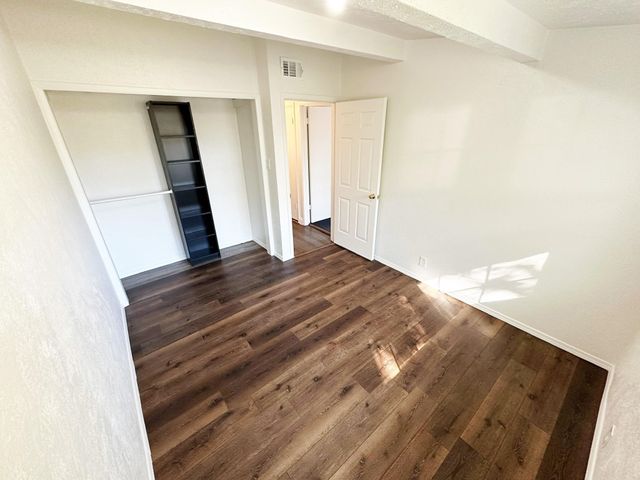 190 Yale Avenue, Lewisville, TX 75057