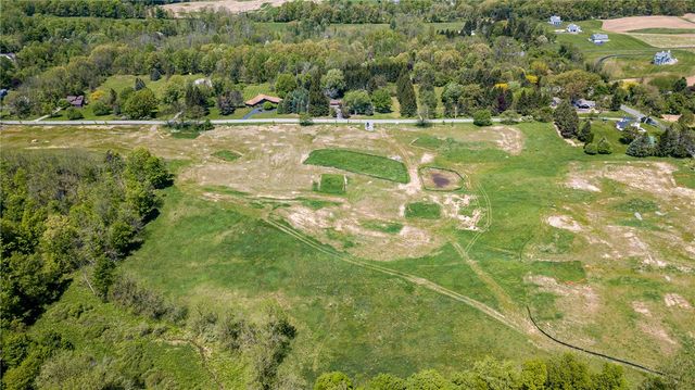1086 Strong Road, Victor, NY 14564