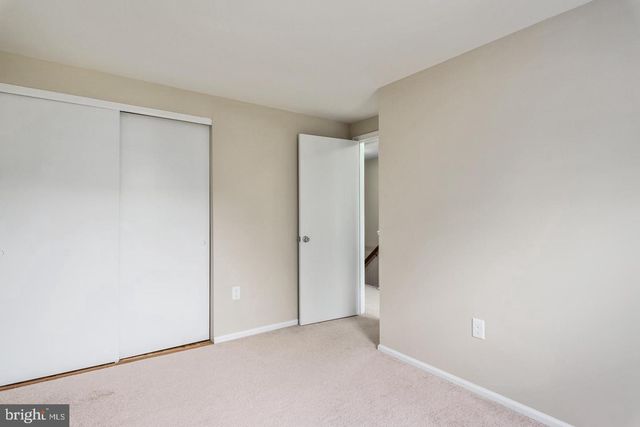 2 QUINCY CT, Sterling, VA 20165