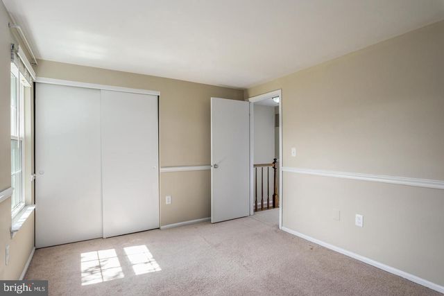 2 QUINCY CT, Sterling, VA 20165
