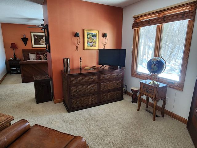 2909 Stratford Lane, Mound, MN 55364