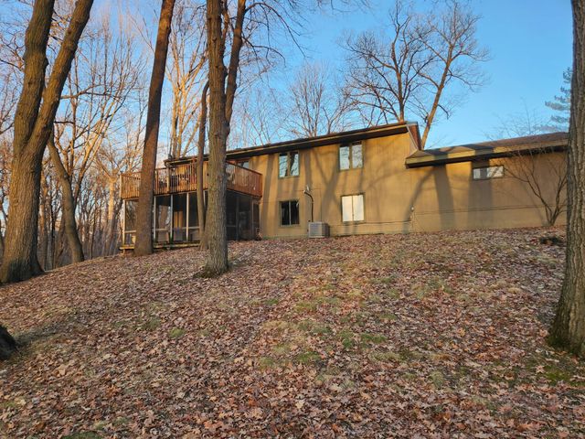 2909 Stratford Lane, Mound, MN 55364