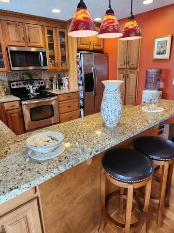 2909 Stratford Lane, Mound, MN 55364