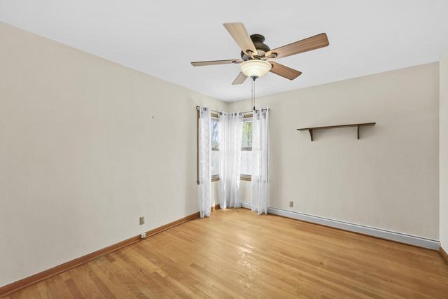 4642 101st STREET, Wauwatosa, WI 53225
