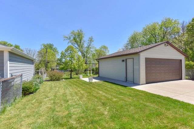 4642 101st STREET, Wauwatosa, WI 53225
