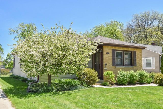 4642 101st STREET, Wauwatosa, WI 53225